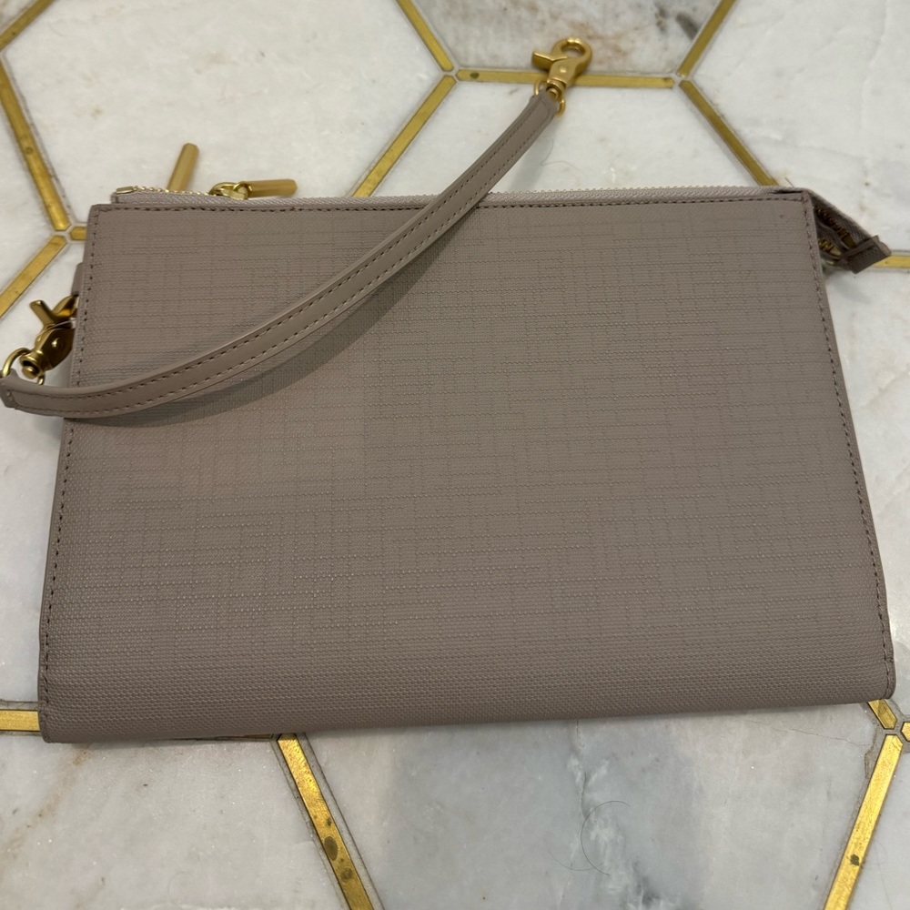 New with tags Dagne Dover wristlet